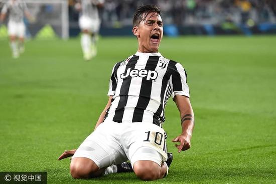 维尼修斯晒观看解放者杯决赛照片，随后庆祝母队弗拉门戈夺冠（维尼修斯晒解放者杯决赛观赛照，随即庆祝母队弗拉门戈夺冠）