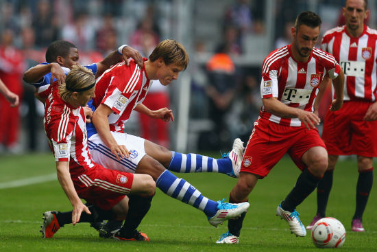 奥莱报：迪马利亚壁画遭到涂污，青训教练指责罗萨里奥球迷（奥莱报：迪马利亚壁画被涂鸦，青训教练怒批罗萨里奥球迷）