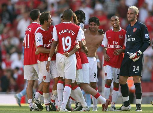 皇马官方确认米利唐左腿股二头肌撕裂将缺阵4个月（皇马官宣：米利唐左腿股二头肌撕裂，预计休战4个月）