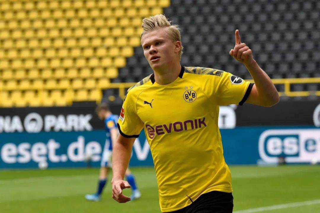 女足协杯决赛战报：闫琪破门，长春大众卓越2-0广东女足夺冠（闫琪建功，长春大众卓越2-0广东女足夺得女足协杯冠军）