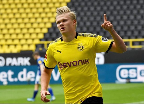 国家报：老佛爷不信任西足协，正推动FIFA介入内格雷拉案（国家报：不信任西足协，老佛爷正推动国际足联介入内格雷拉案）