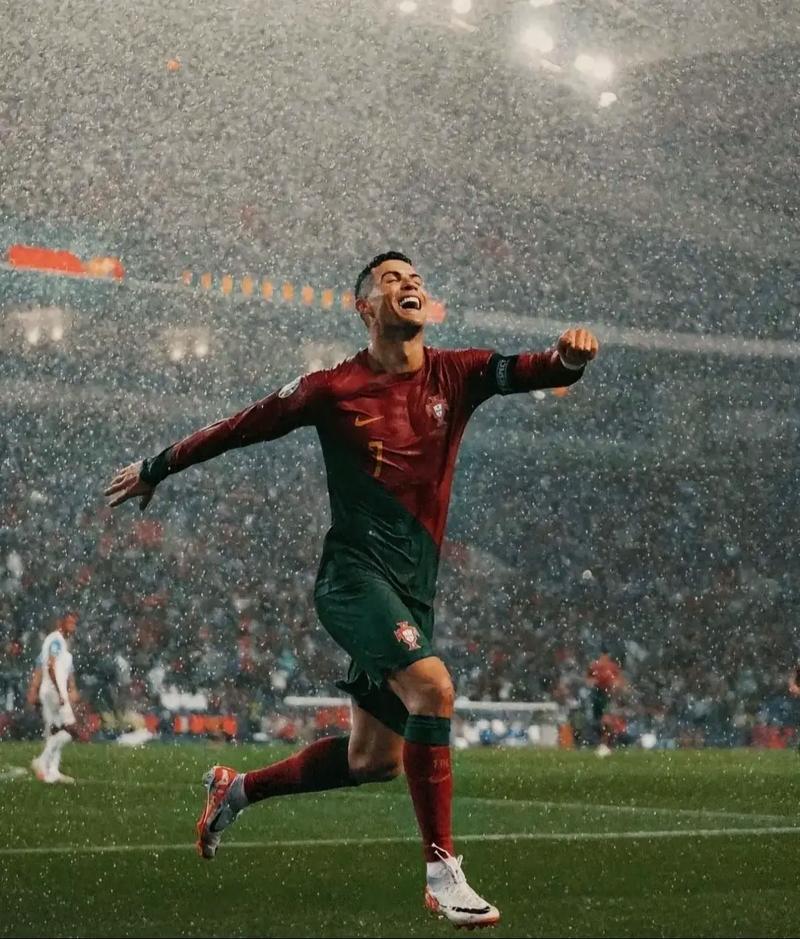 佩工：建议足球比赛使用后场违例规则，球过中线不能回传（佩工建议足球引入后场违例：过半场不得回传）