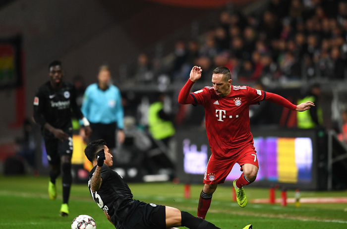 霍伊伦本赛季意甲10场4球，与上赛季联赛进球数持平（霍伊伦本季意甲10战4球，已追平上季联赛进球数）