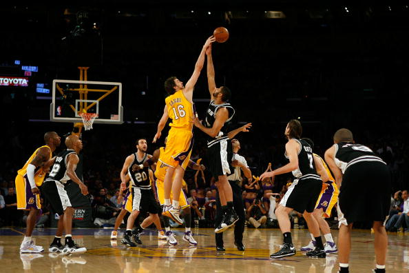 10天前被火箭裁掉！媒体人：新疆签下新外援凯文·哈里斯（被火箭裁员仅10天，媒体称新疆已签下外援凯文·哈里斯）